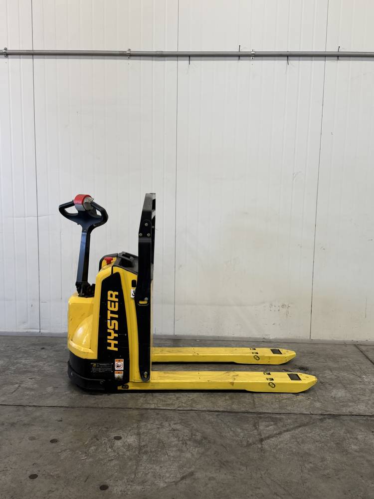 Used Equipment: HYSTER P2.0 