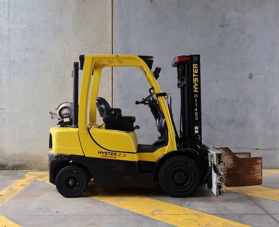 Used Forklift: HYSTER H2.5FT