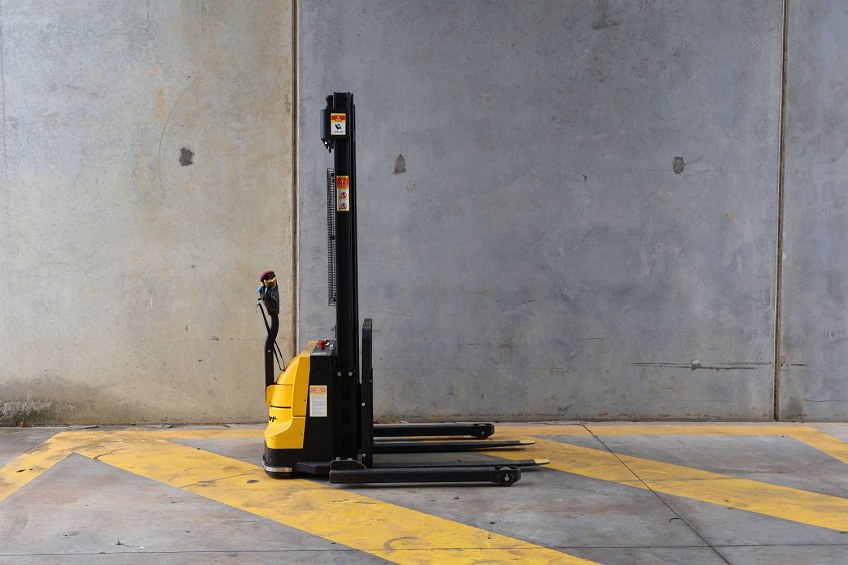 Used Equipment: LIFTSMART LS15 