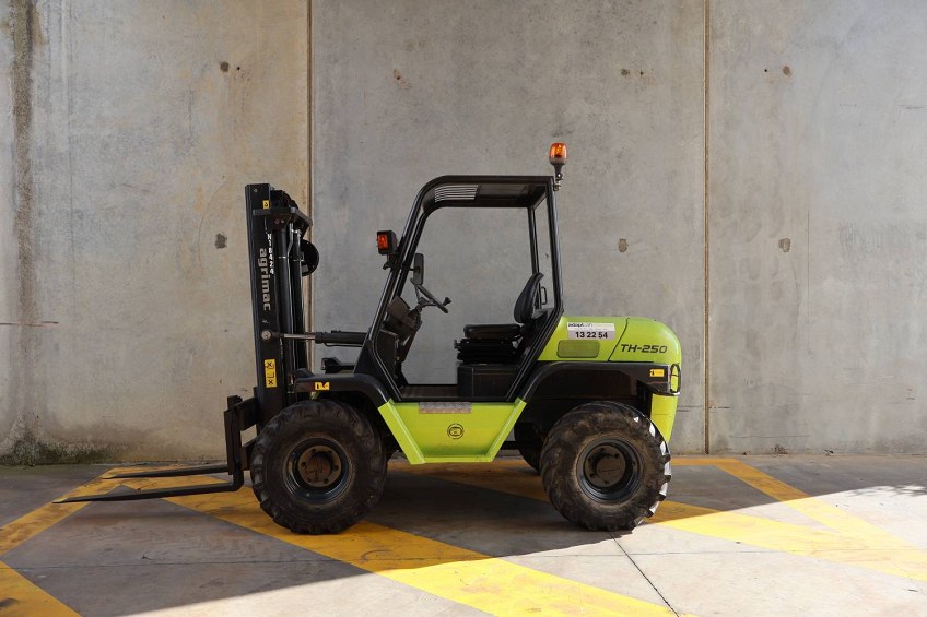 Used Equipment: AGRIA TH250