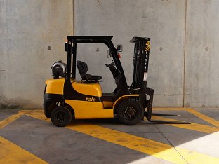 YALE GLP25MX