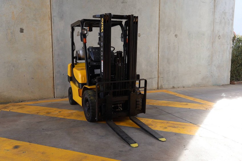YALE GLP25MX