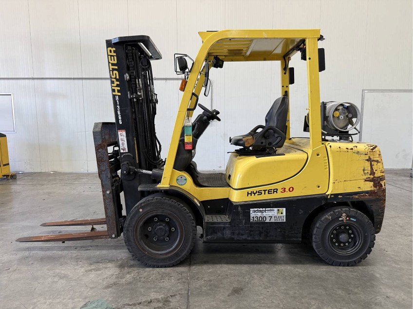 Used Equipment: HYSTER H3.0XT