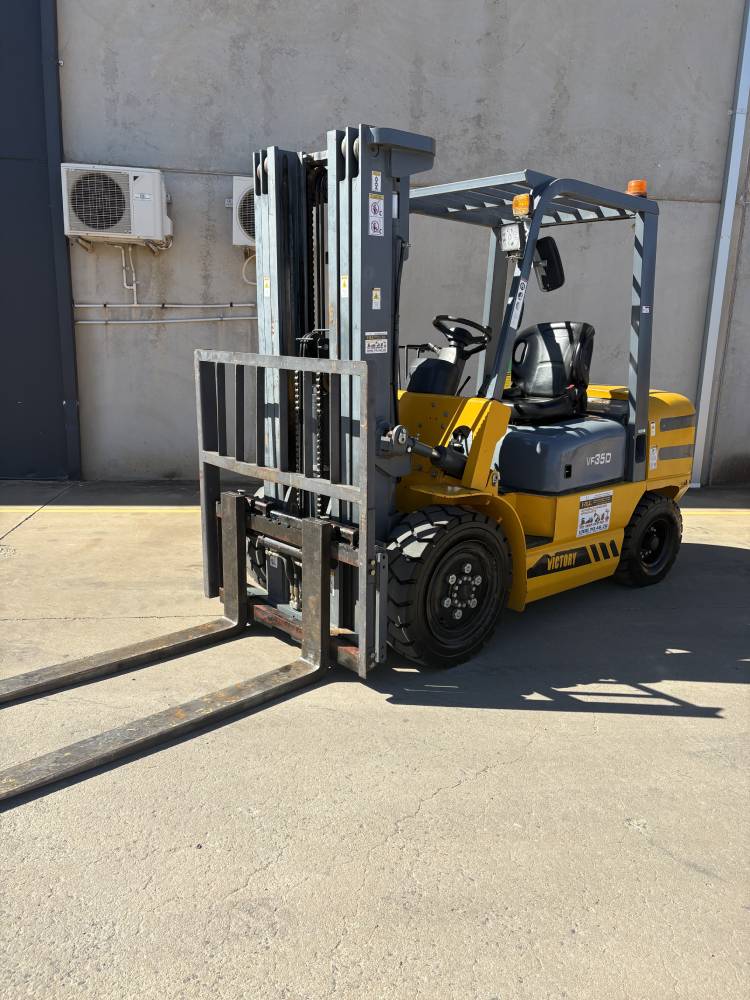 Used Equipment: VICTORY VF35D