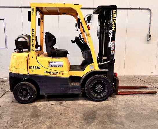 Used Forklift: HYSTER H2.50TX 