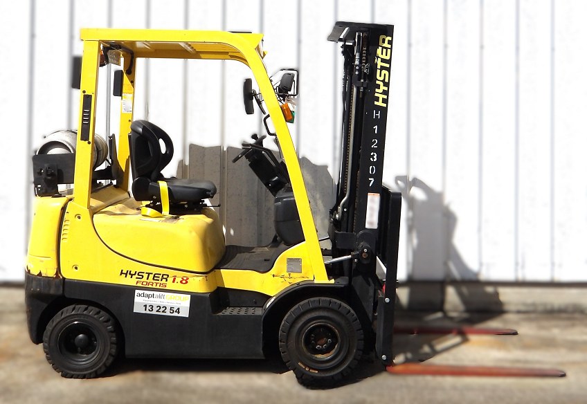 Used forklift: HYSTER H1.8TX 