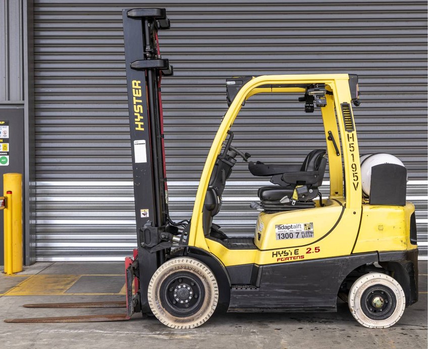 Used forklift: HYSTER H2.5FT 