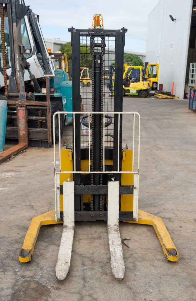 Used forklift: YALE MSW030-F 