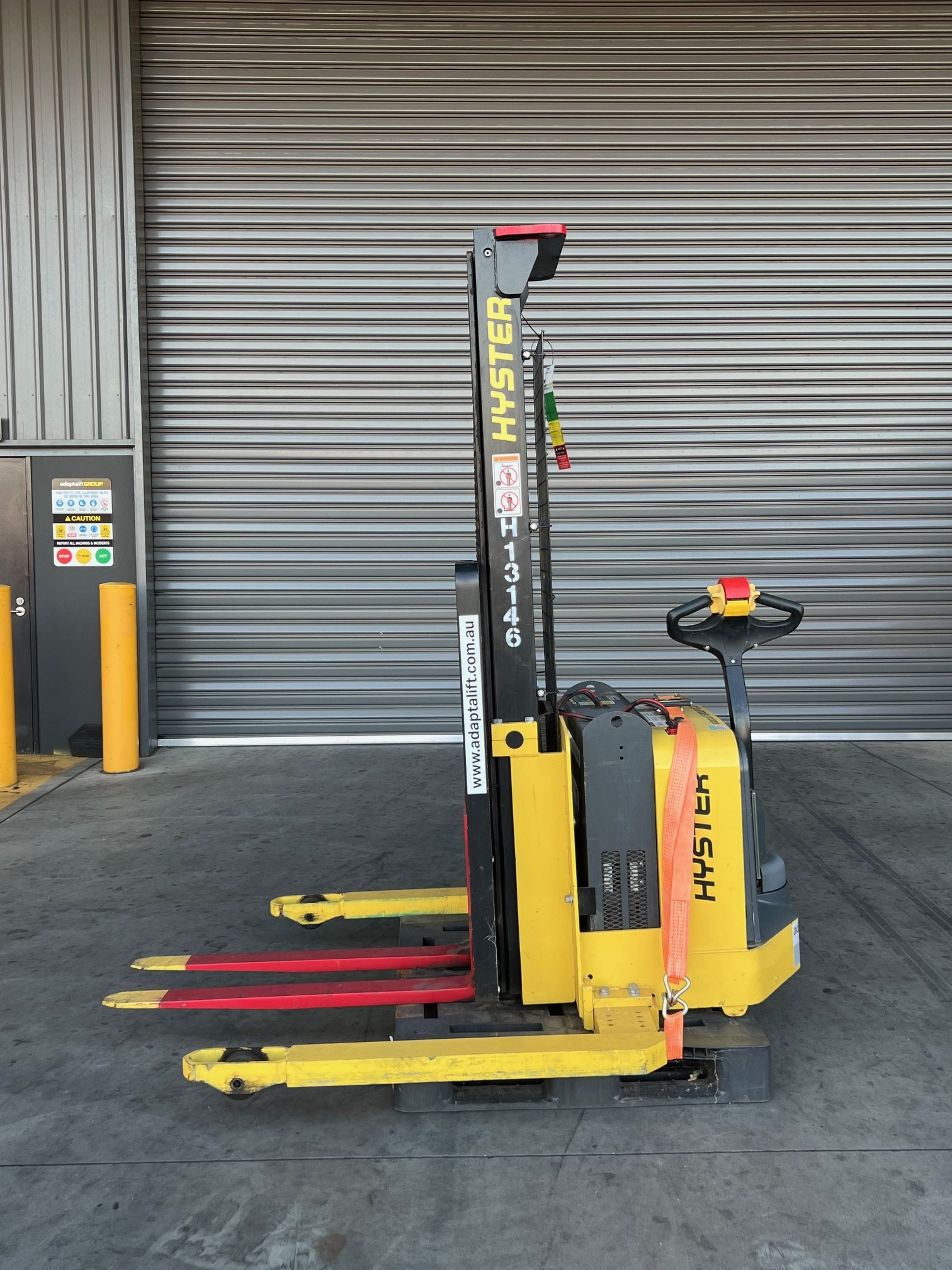 Used forklift: HYSTER W25ZA2 