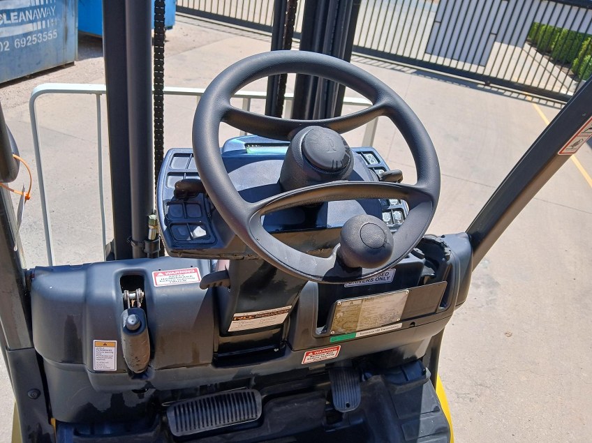 YALE GLP25VX
