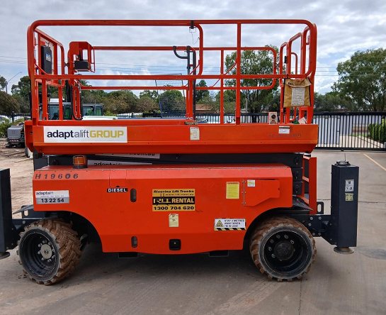 Used Forklift: DINGLI SC1018-AWD 