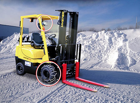 Forklifts in winter 3