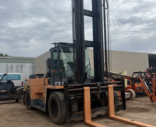 Used Forklift: TOYOTA 4FD150 