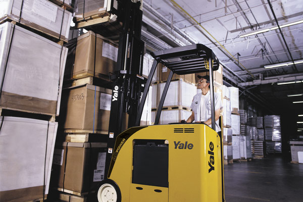 Yale ESC030-40AC 3-Wheel Electric Stand-up