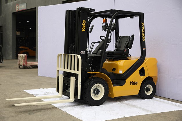 Yale GP20-35UX Counterbalanced Forklifts