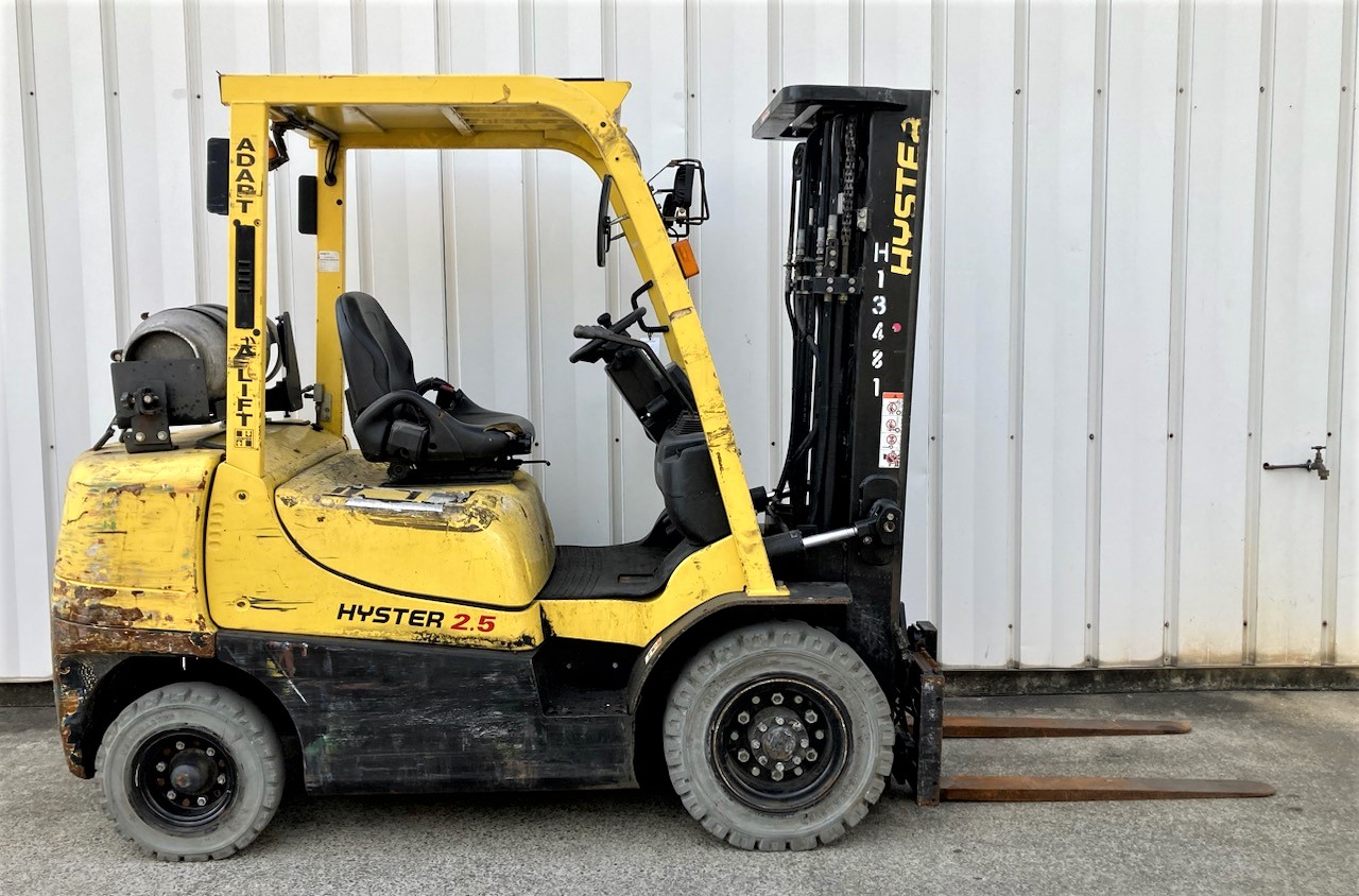 Used forklift: HYSTER H2.5XT 