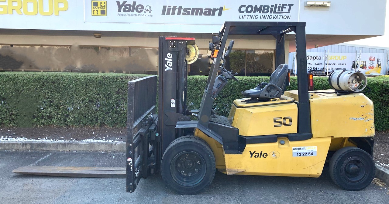 Used forklift: YALE GLP50MH 