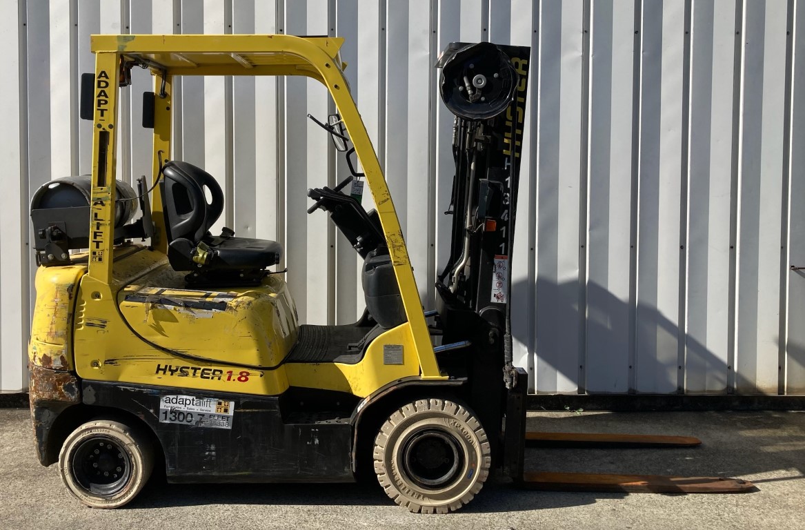 Used forklift: HYSTER H1.8XT 