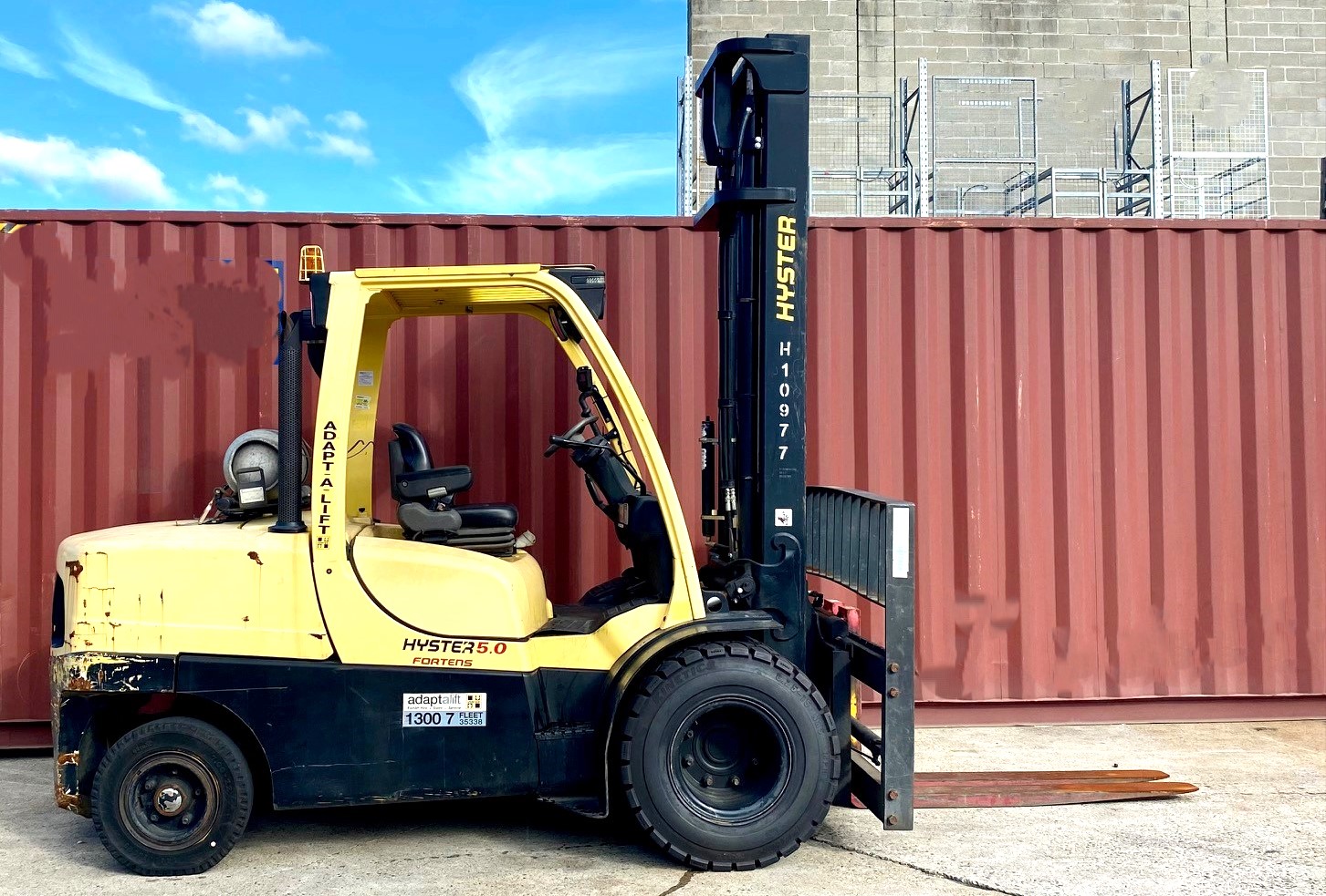 Used forklift: HYSTER H5.0FT 